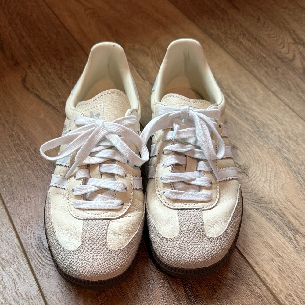Adidas Samba Sneakers